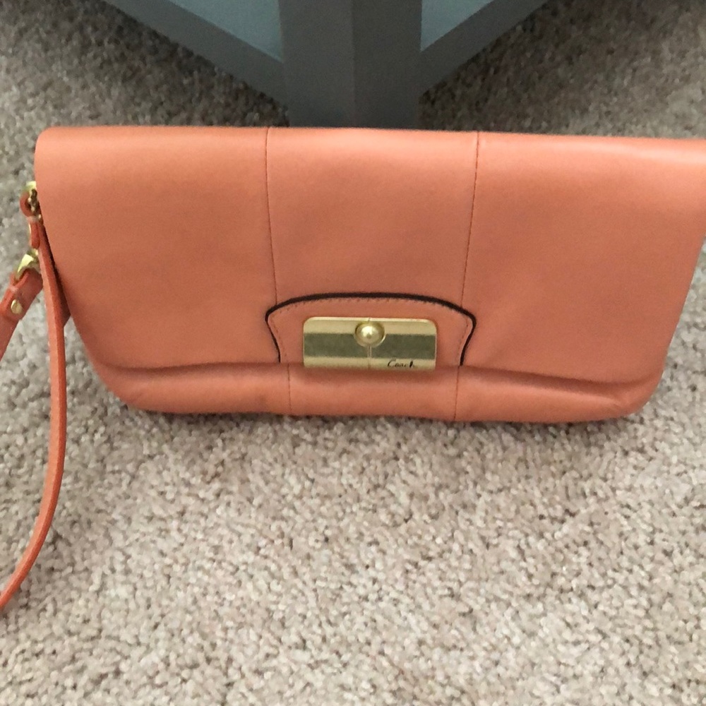 Awesome Coach large wristlet!